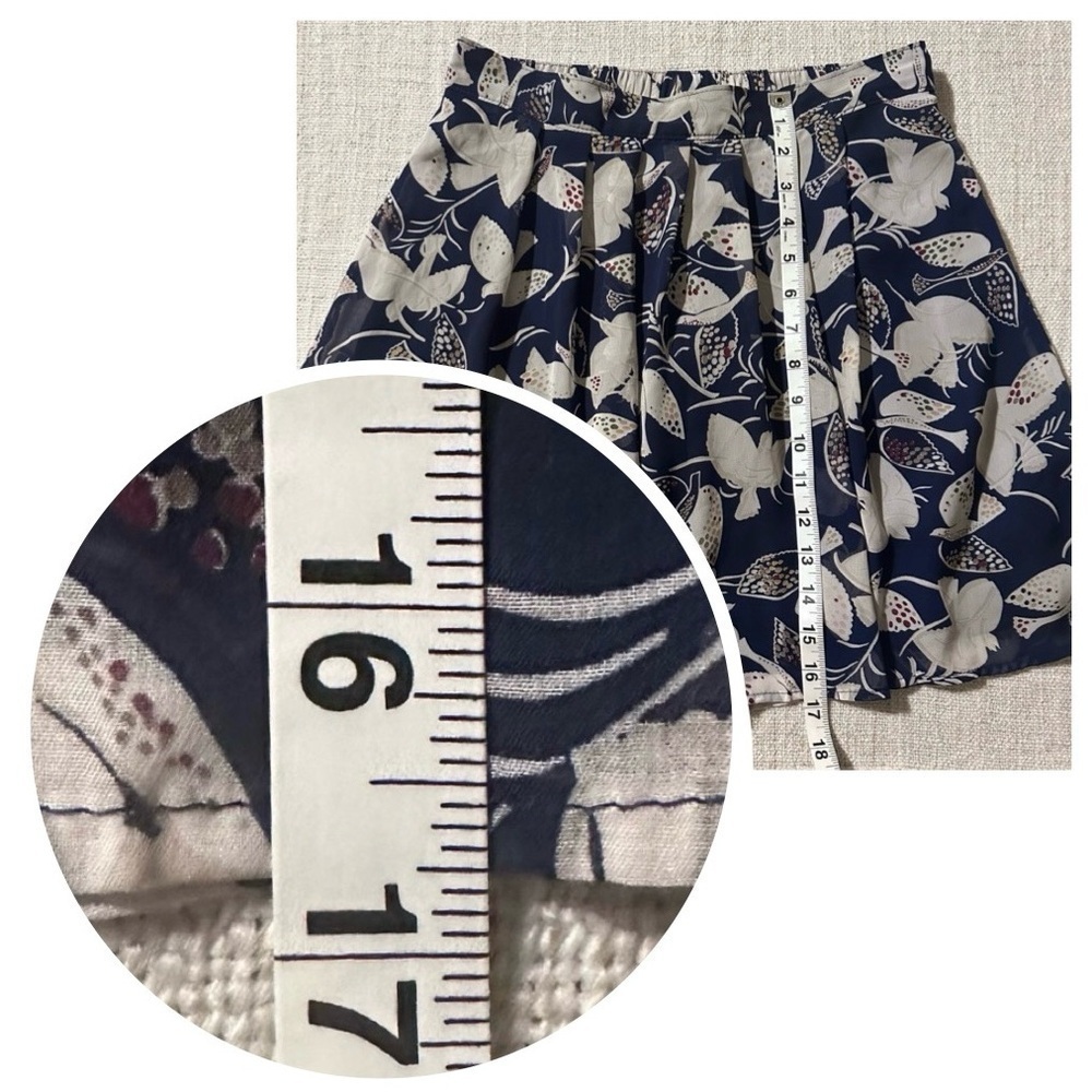 OLD NAVY Navy Blue White Dove Pleated Mini Skirt Bird Chiffon Whimsical Women XS - Picture 12 of 13